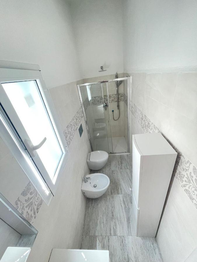 La Perla Del Mare Bed and Breakfast La Caletta Buitenkant foto
